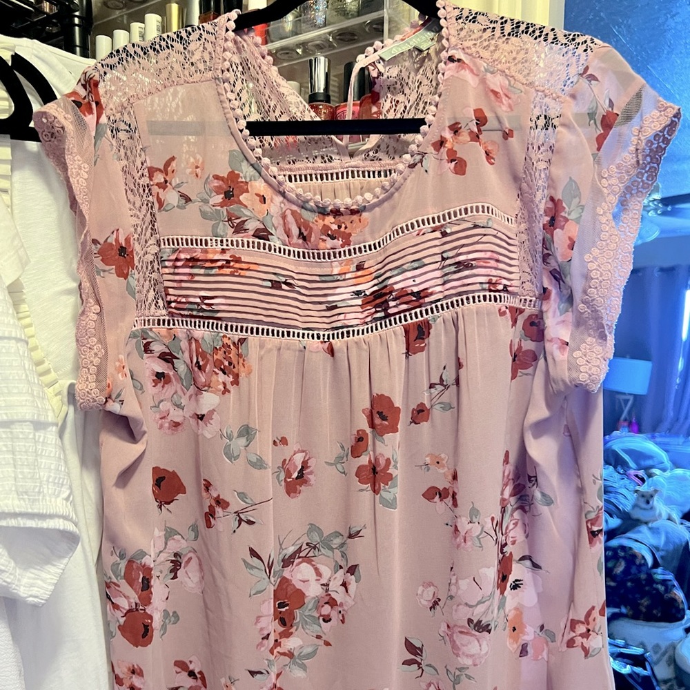 Daniel Rainn Tops and Blouses (NWT)